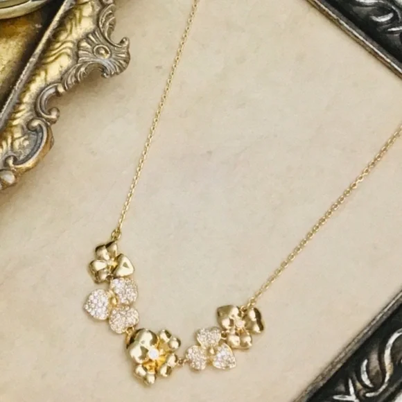 KATE SPADE • Gold Precious Pansy Collar Necklace - Picture 4 of 4